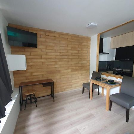 Le Cosy - Queen-Size, Full Equipe, Wifi, Parking Namur  Exterior foto